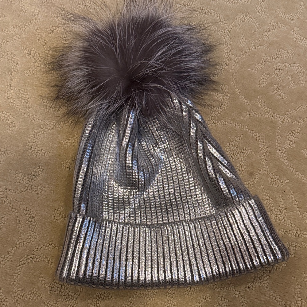New silver and gray hat. Real fox fur pom pom